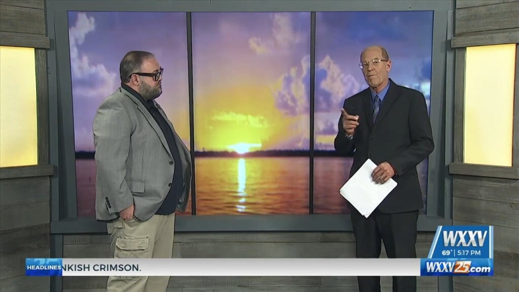 Councilman Rusty Walker Discusses Open Carry Ban In Council Chambers