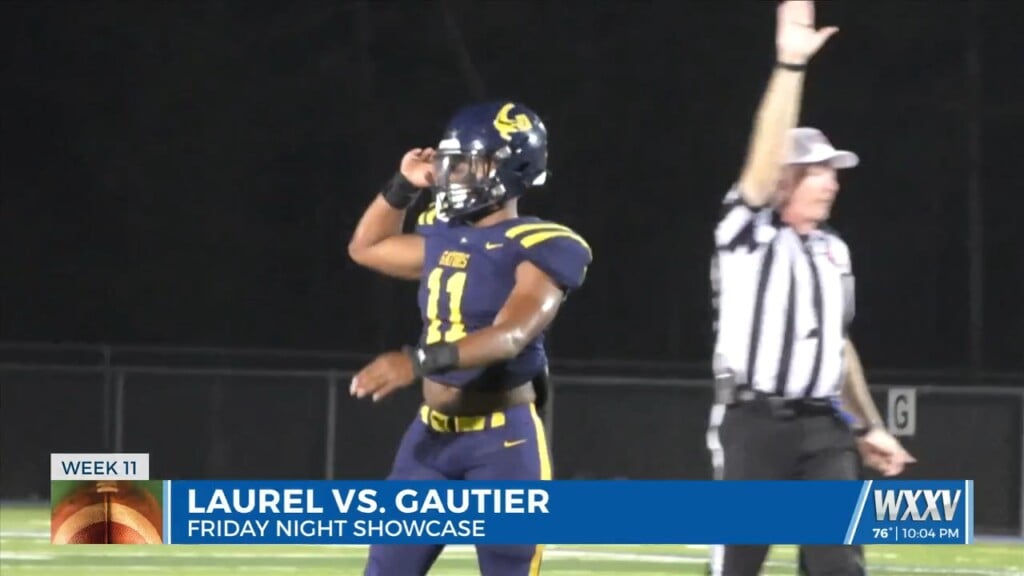 Gautier Increases Winning Streak To Eight Game Defeating Laurel 42 6 To End The Regular Season