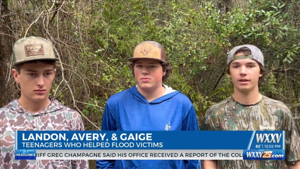 Local Teenagers Use Their Own Boats To Help Vancleave Flood Victims