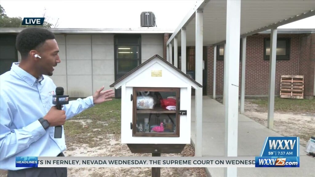 Woolmarket Elementary Student Builds Blessings Box