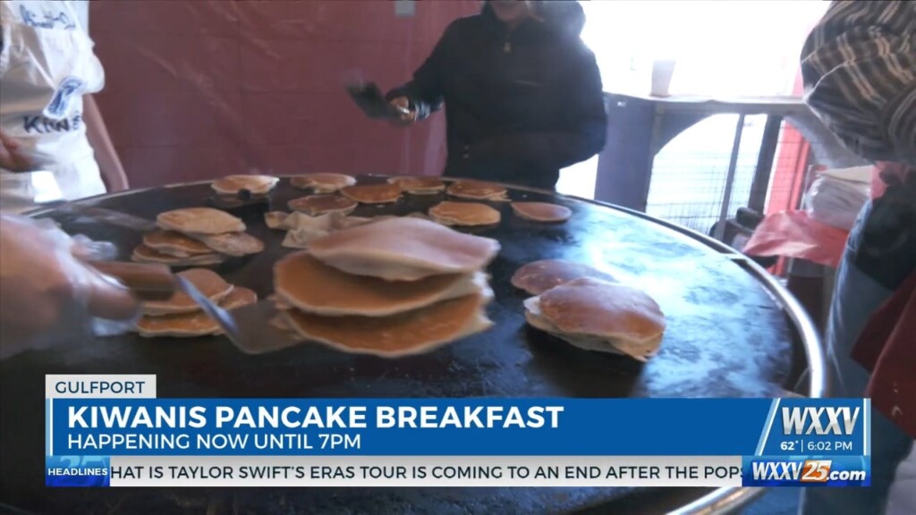 Kiwanis Hosts Pancake Breakfast