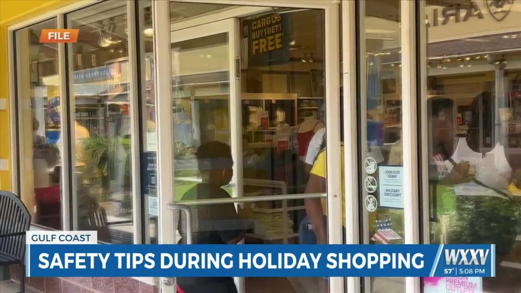 Holiday Shopping Safety Tips