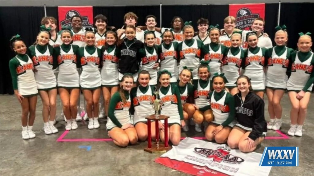 West Harrison Cheer Team Wins Third Straight State Championship