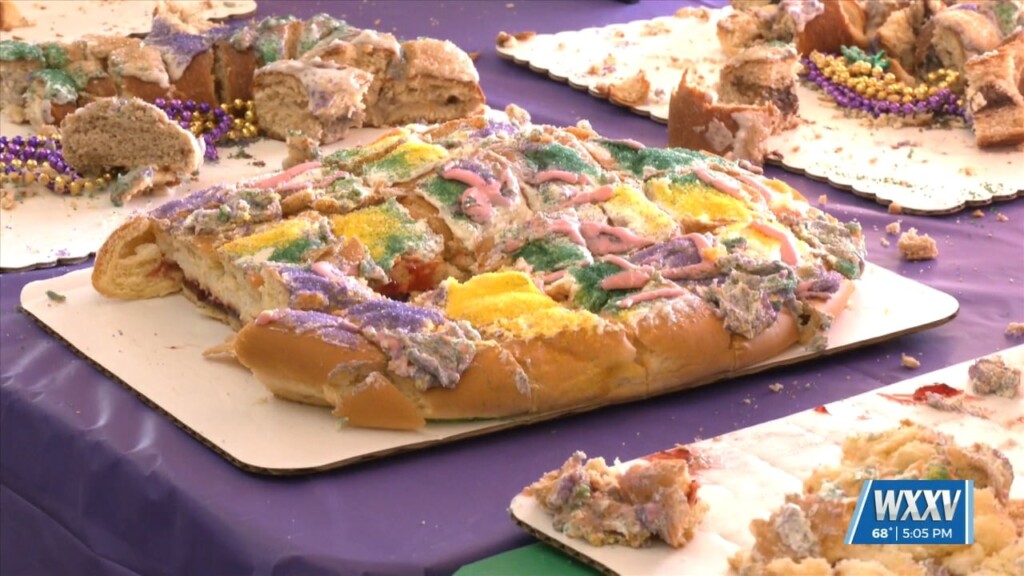 Pass Christian Community Gives Back Through King Cake Tasting Event
