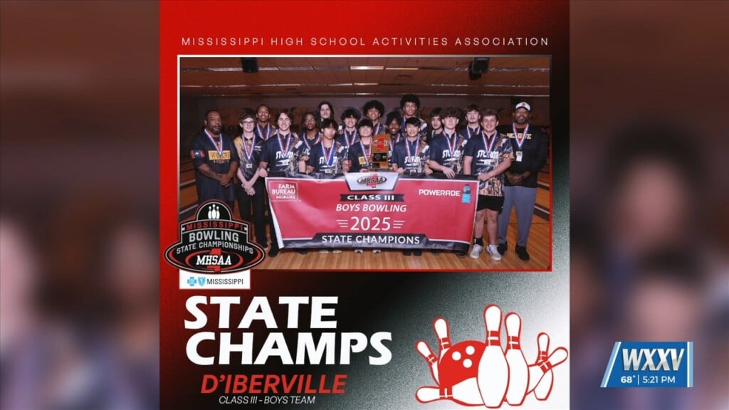 D’iberville Boys Bowling Team Wins State, Girls Team Places Second