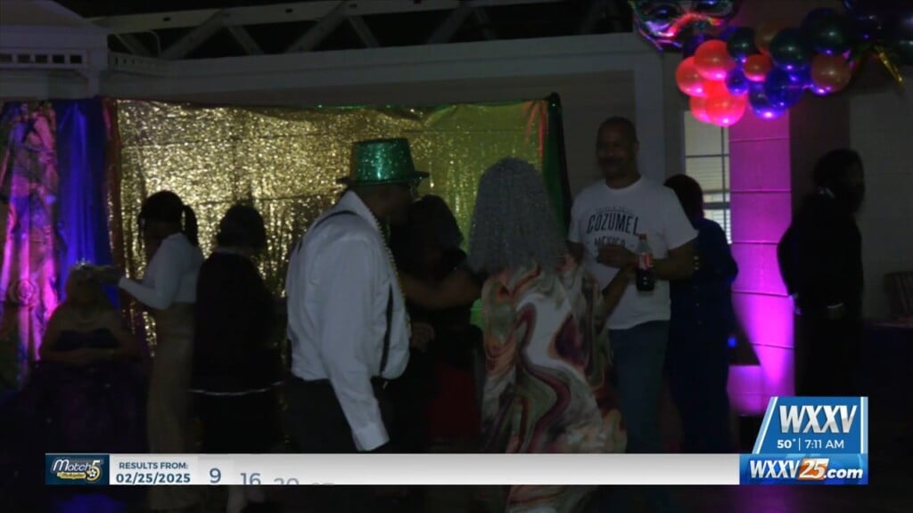Residents Let The Good Times Roll At The Pillars Of Biloxi Mardi Gras Ball
