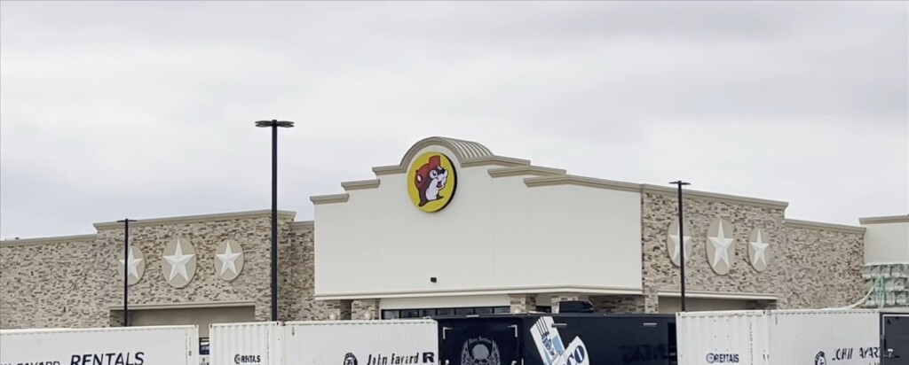 Beaver Signage Installed At Buc Ee’s In Harrison County