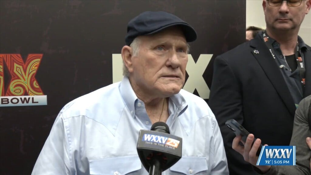 Wxxv Sports Speaks With Nfl Hall Of Famer Terry Bradshaw