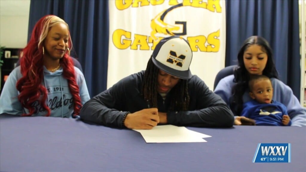 Gautier National Signing Day