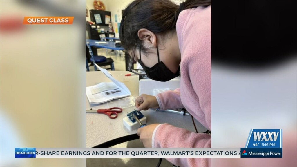 Local Students Preparing For Seaperch Competition