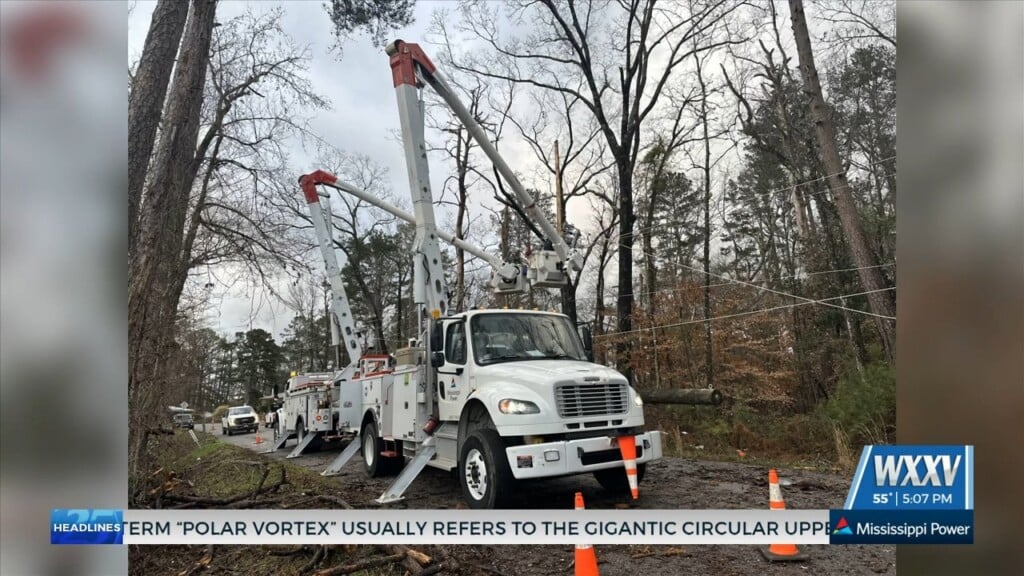 Mississippi Power Teams Leave For Alabama To Help Restore Power