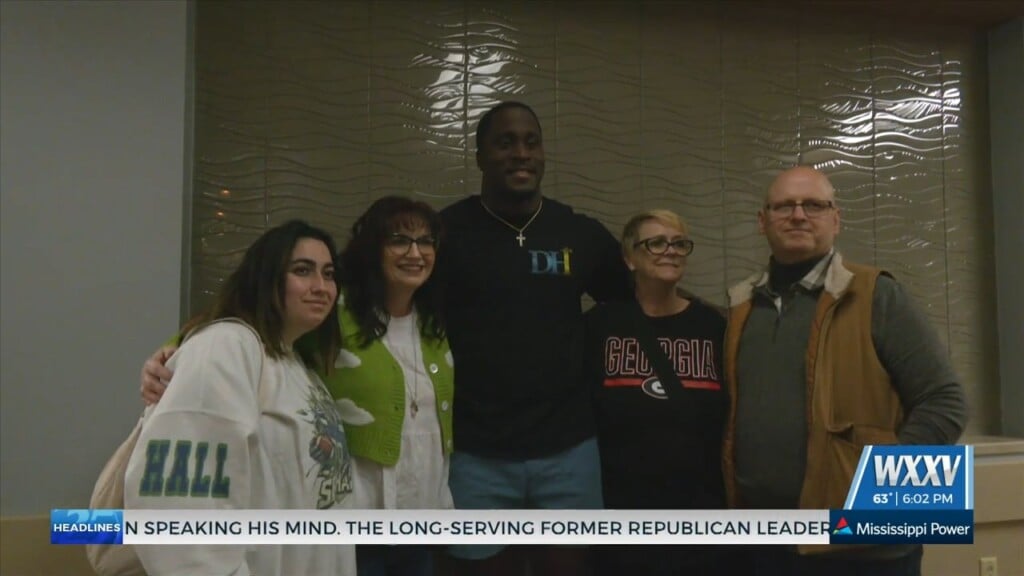 Derick Hall Returns To Memorial's Nicu