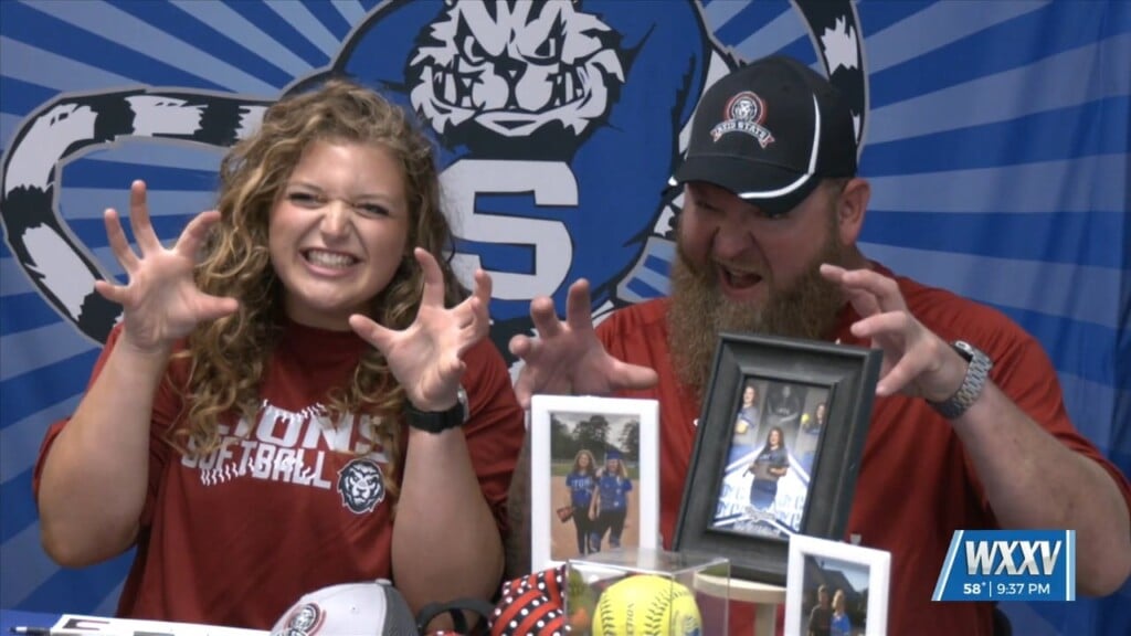 Raeghan Williams Signs To Reid State