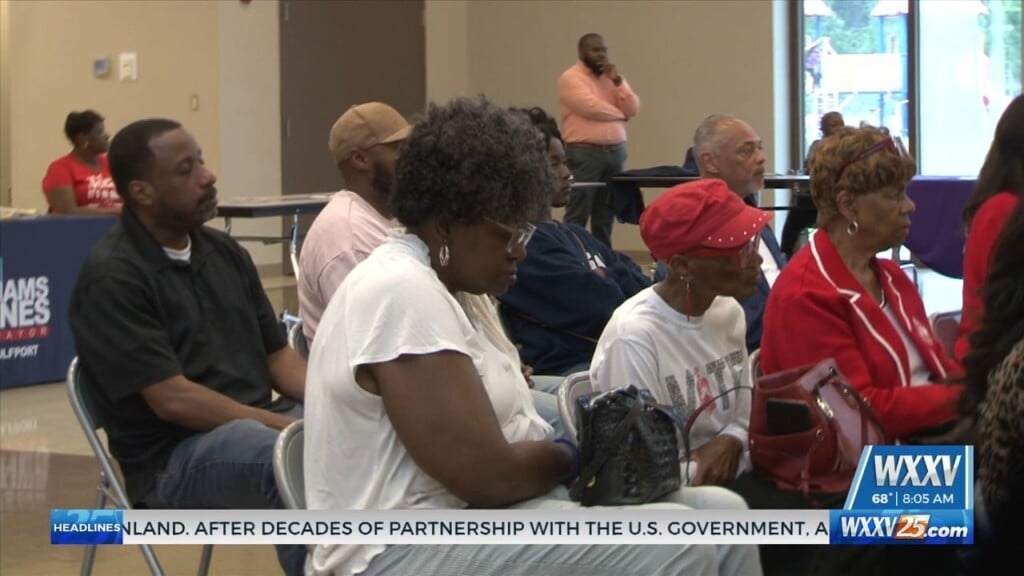 Gulfport Residents Attend 'meet The Candidates' Event
