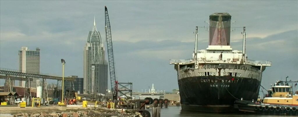 S.s. United States Arrives In Mobile, Alabama