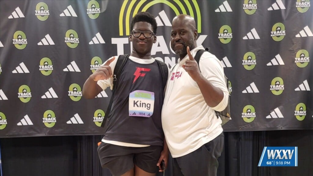Pass Christian's Samuel King Wins National Championship In Shot Put!