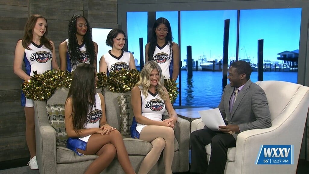 Biloxi Pearls Dance Team Joins Wxxv