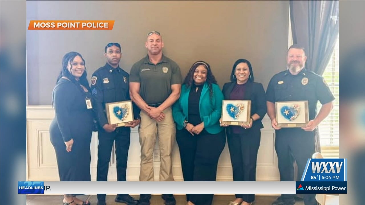Moss Point officers honored with community awards - WXXV News 25