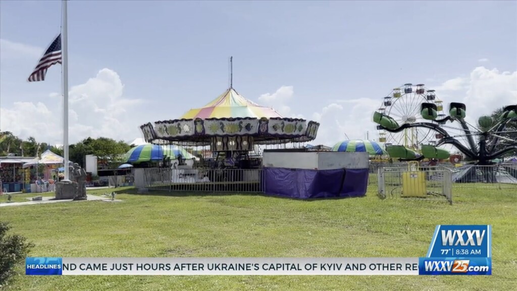 Community Gathers For St. Clare Catholic Church Seafood Festival
