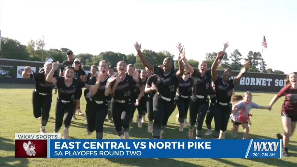 East Central Softball Defeats North Pike To Advance To South State