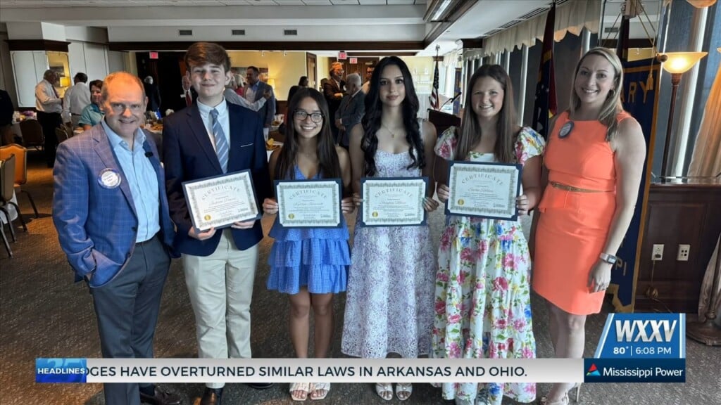 Four Seniors Honored With Scholarships At Gulfport Rotary Club