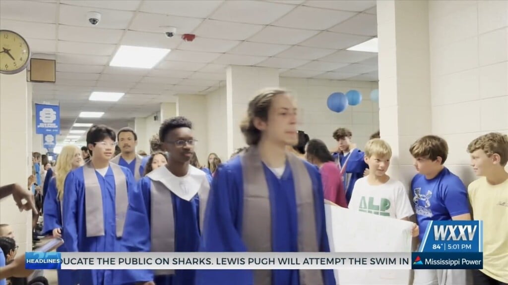 Ocean Springs Seniors Take A Walk In The Park For Senior Walk