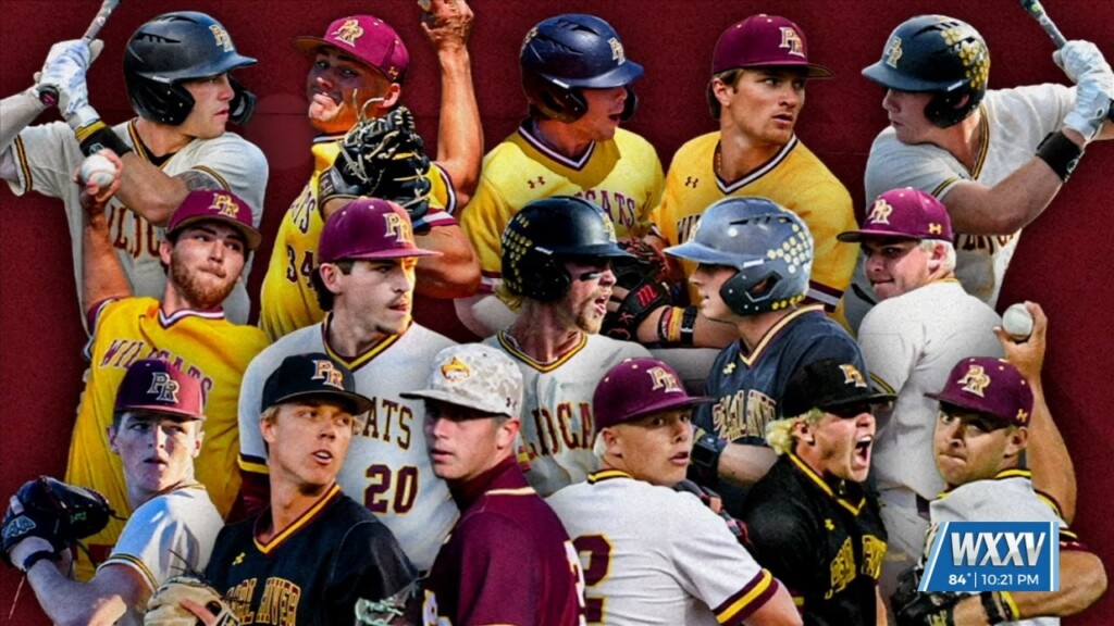 Pearl River Baseball Signs 16 Athletes To Next Level!