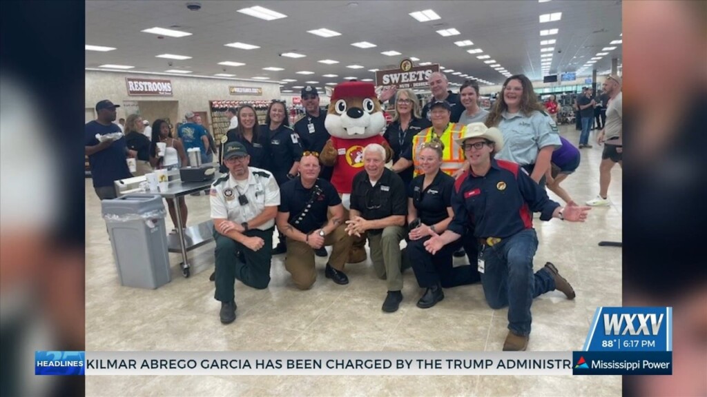 Buc Ee's Hosts Soft Opening For First Responders