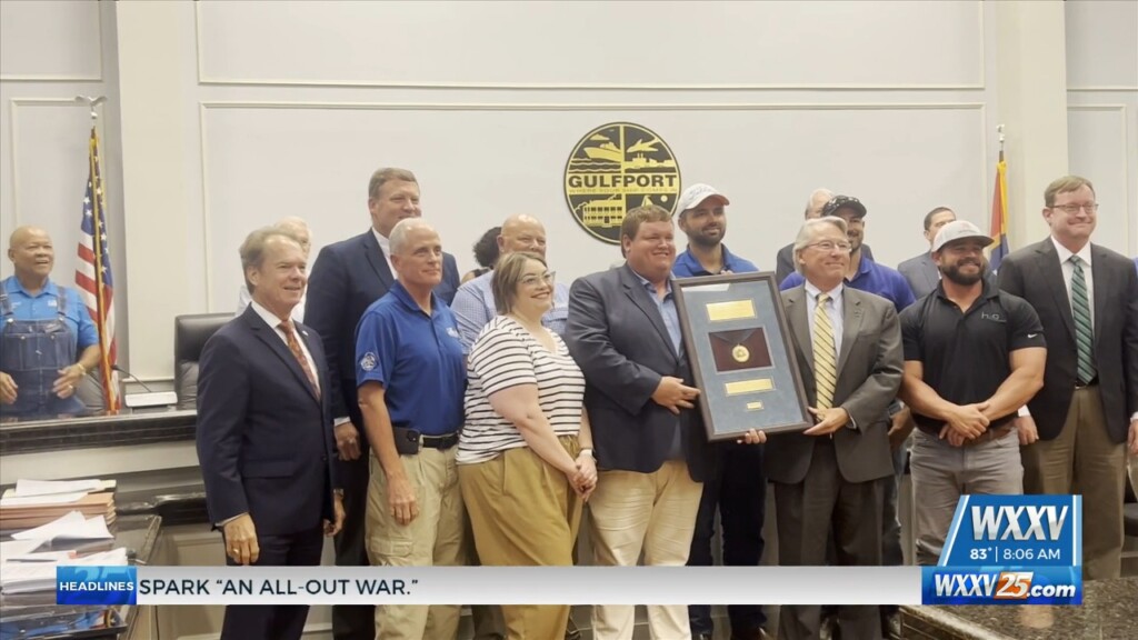 Gulfport Recognizes Its Outgoing City Council Members And Mayor Billy Hewes