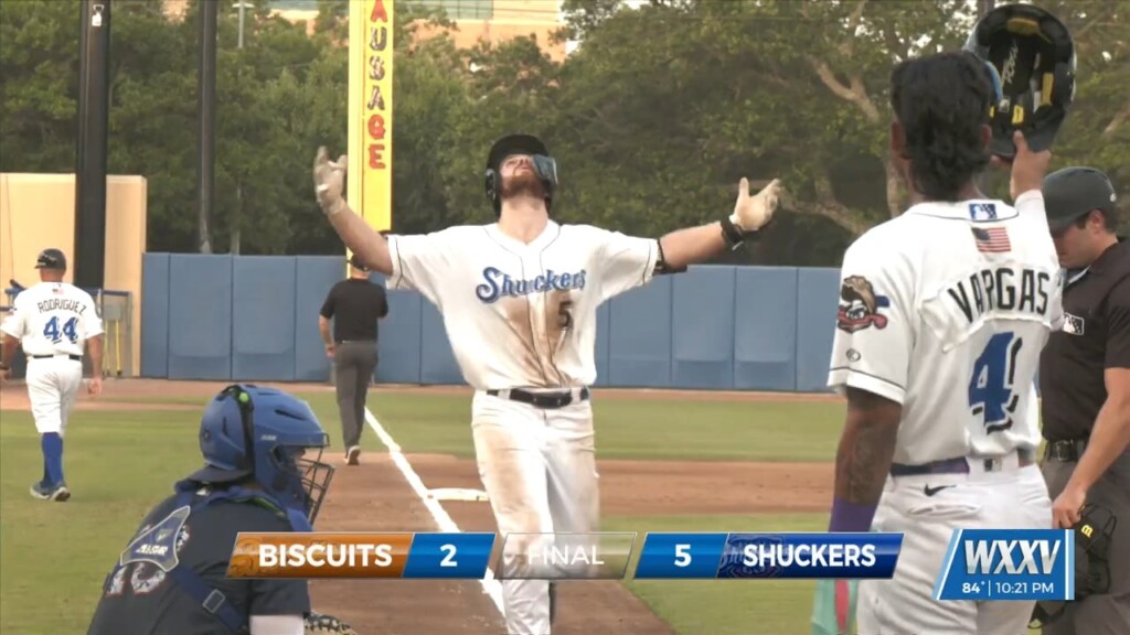 Biloxi Shuckers Celebrate Their 10th Anniversary With A 5 2 Win Over The Montgomery Biscuits!