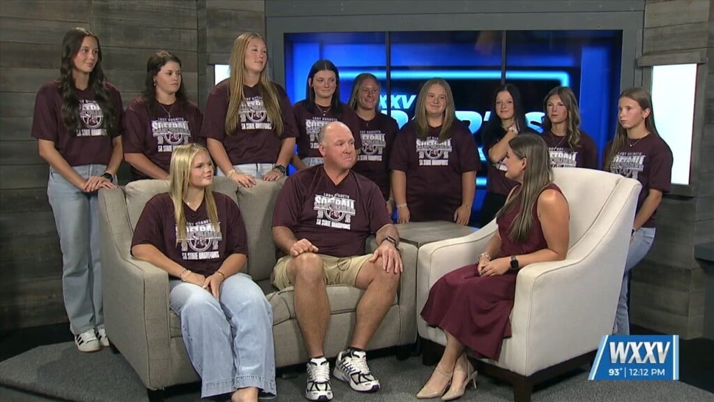 East Central Softball Celebrates 5a State Championship With Wxxv!