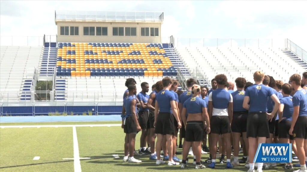 25 Teams In 25 Days: St. Martin Yellowjackets