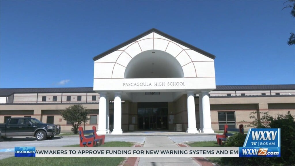 From Assistant Teacher To Superintendent: Meet Dr. Caterria Payton Of Pascagoula Gautier School District