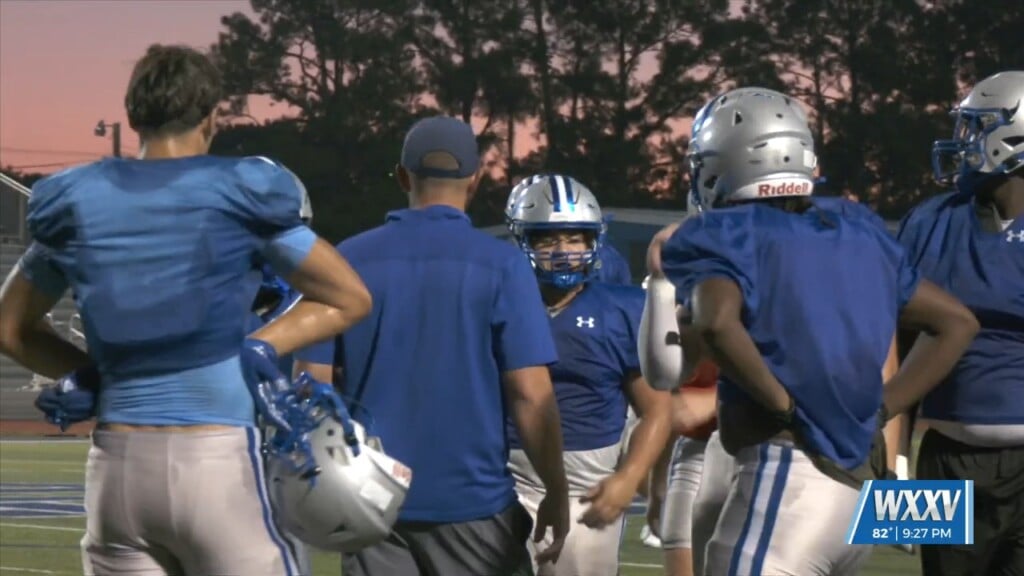 25 Teams In 25 Days: Ocean Springs Greyhounds