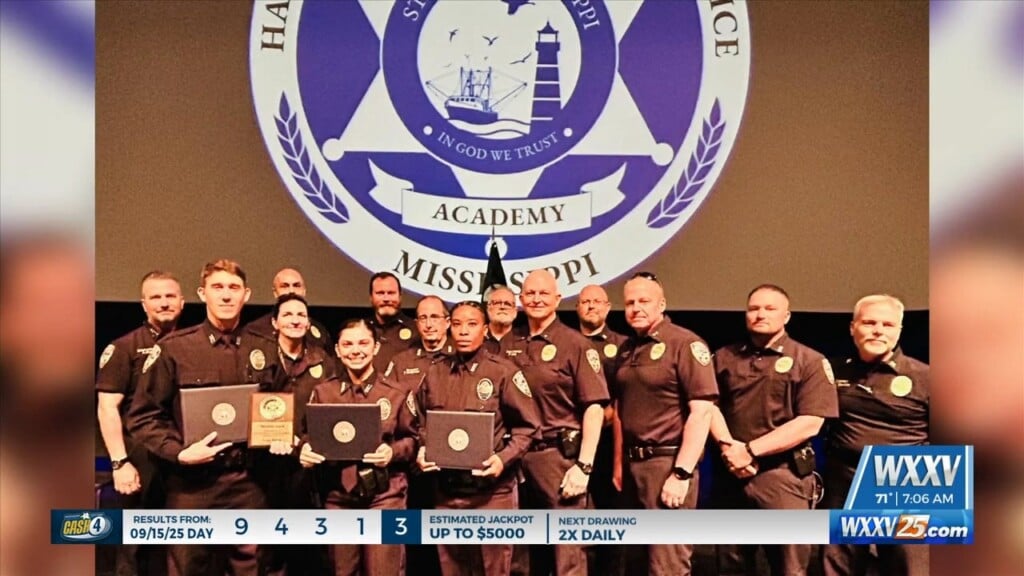 Gulfport Officers Graduate From Academy