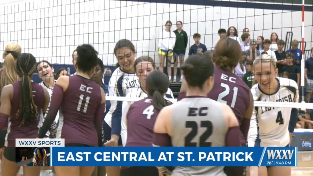 St. Patrick Volleyball Picks Up 3 1 Win Over East Central On Senior Night