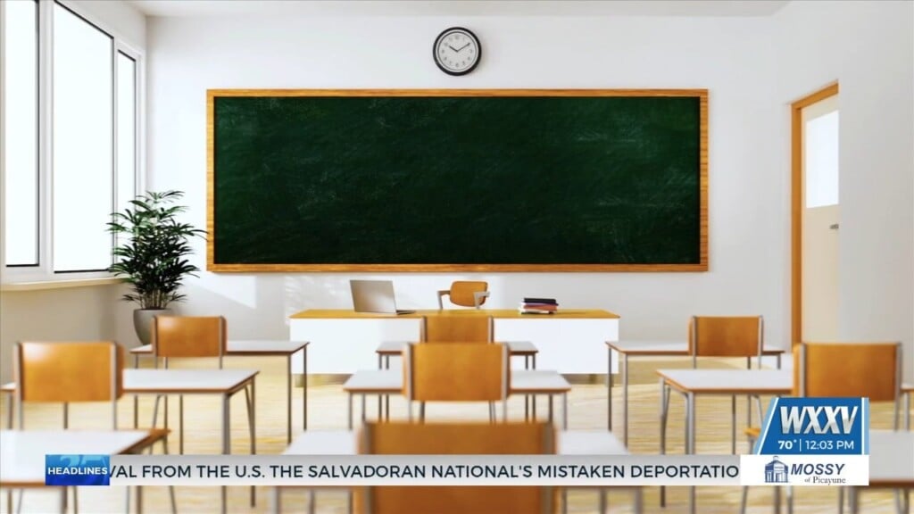 Lt. Gov. Delbert Hosemann Recognizes Schools With High Attendance