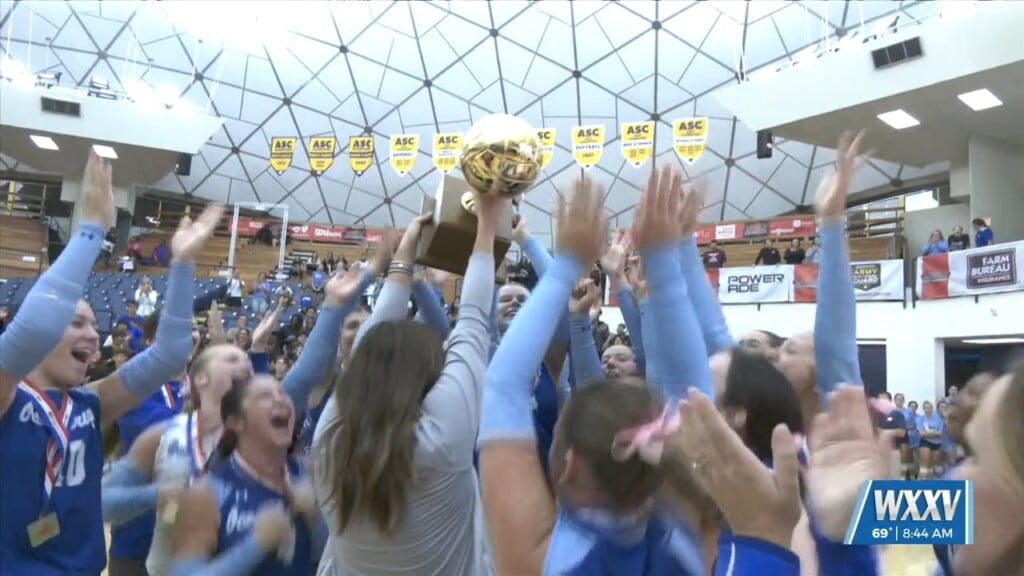 Ocean Springs Volleyball Wins State Championship