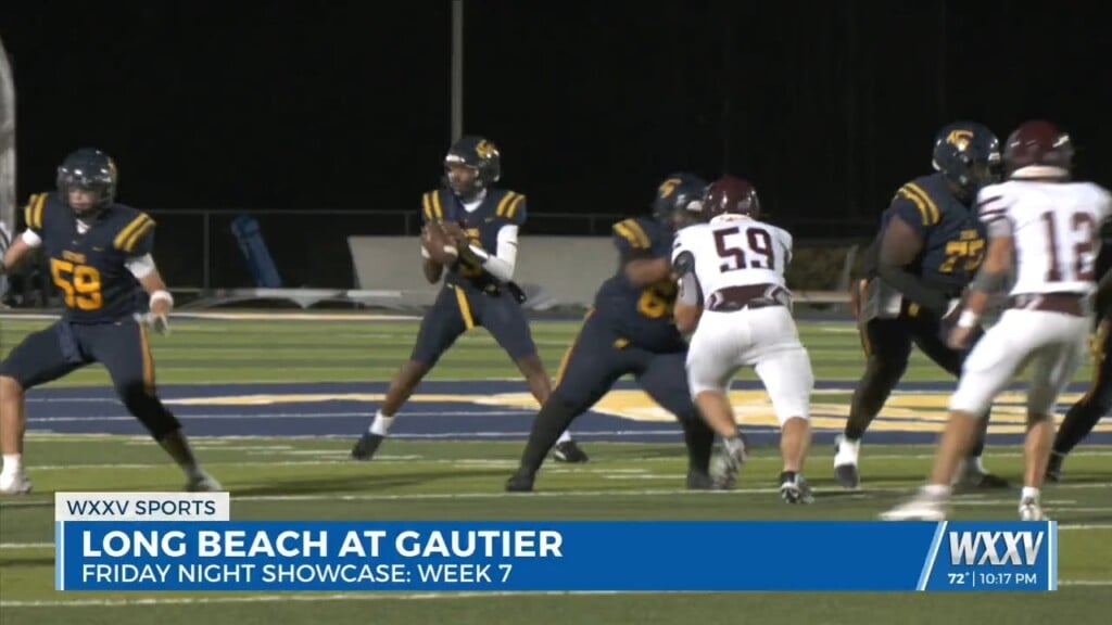 Gautier Gators Chomp To District Victory With 28 6 Win Over Long Beach