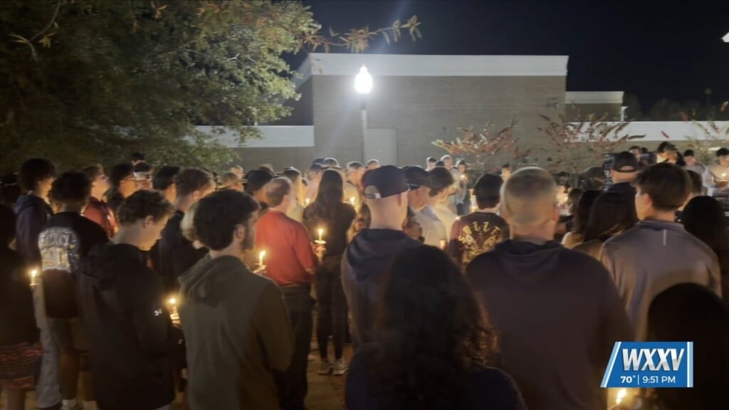 Mgccc Holds Candlelight Honoring The Life Of Landon Perry.