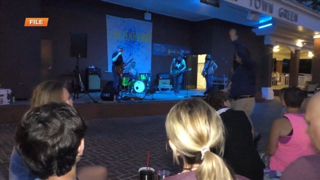 Search Continues For Holiday Displays Stolen From Town Green In Long Beach