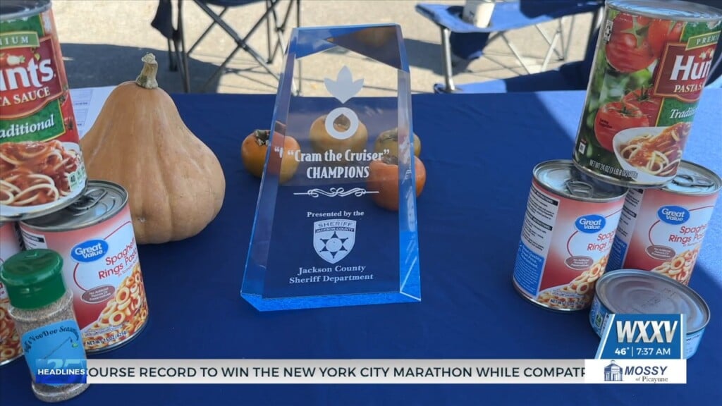 Jackson County Sheriff’s Office ‘cram The Cruiser’ Food Drive Kicks Off