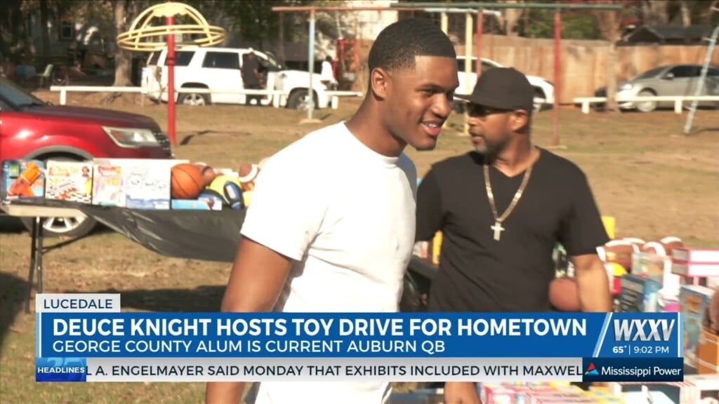 Deuce Knight Hosts Inaugural Christmas Toy Drive