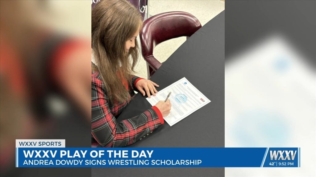 East Central's Andrea Dowdy Signs Wrestling Scholarship