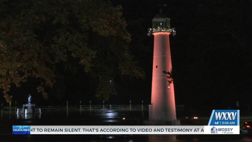 City Flips Switch On Christmas Lighting Of The Biloxi Lighthouse