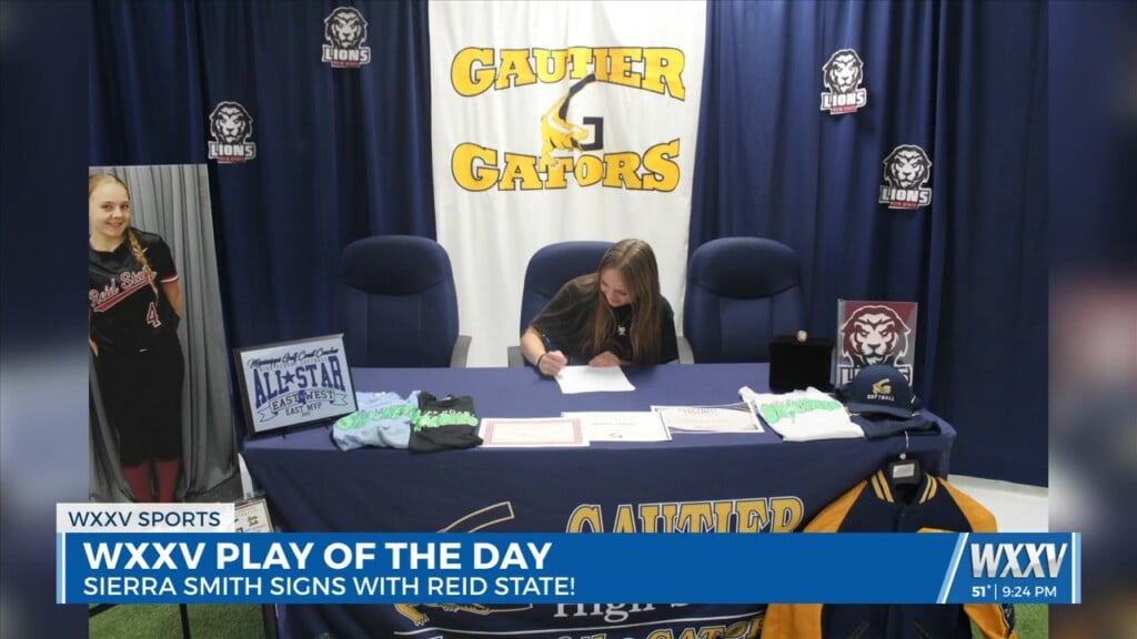 Gautier Softball's Sierra Smith Signs With Reid State