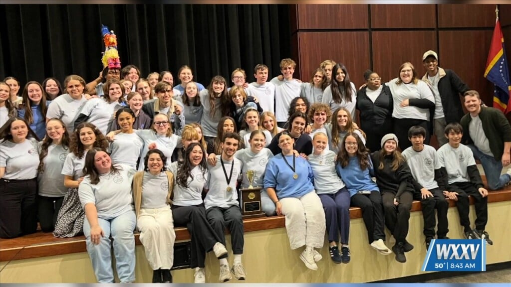 Ocean Springs Theatre Dept. Heading To State Championship