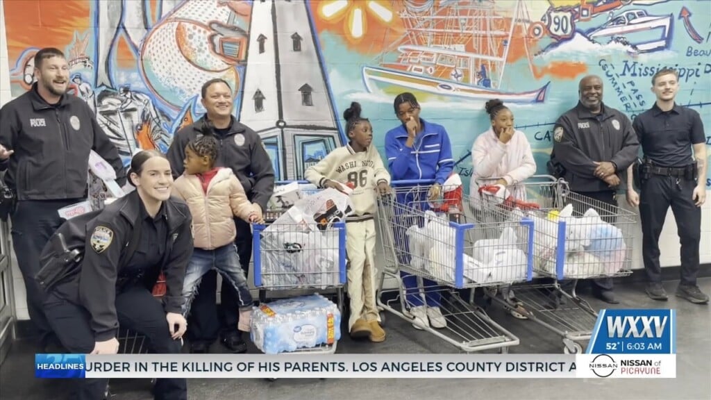 Local Kids Shop With A Cop In Gulfport