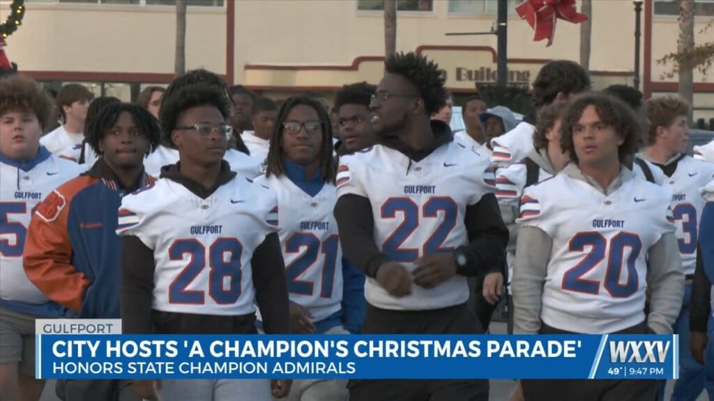"a Champion's Christmas Parade" And Community Pep Rally Celebrate Gulfport State Champion Football And Powerlifting Teams