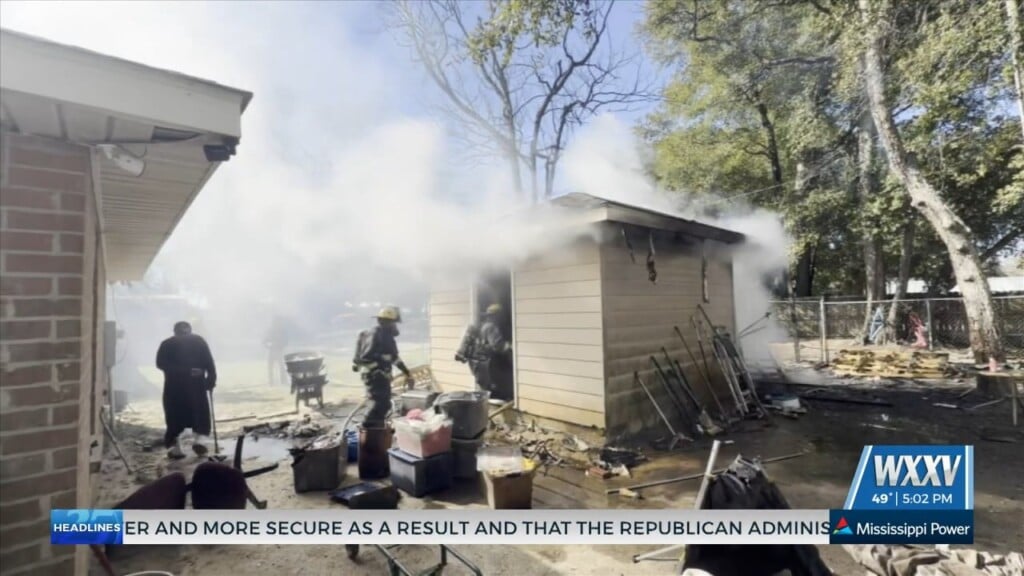 Fire Crews Put Out Shed Fire In Gulfport